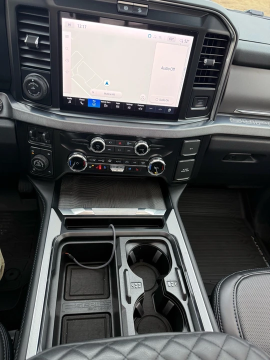 2025 Ford Super Duty 5th Gen - Image 13 of 19