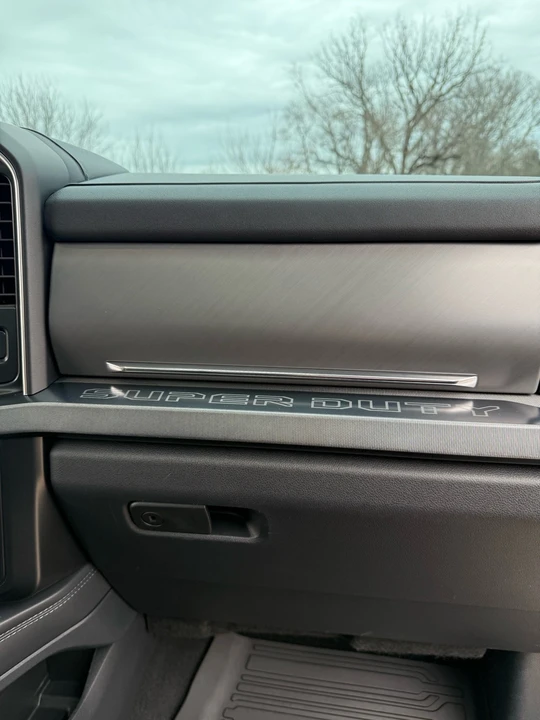 2025 Ford Super Duty 5th Gen - Image 17 of 19
