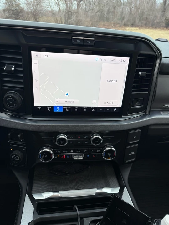 2025 Ford Super Duty 5th Gen - Image 14 of 19