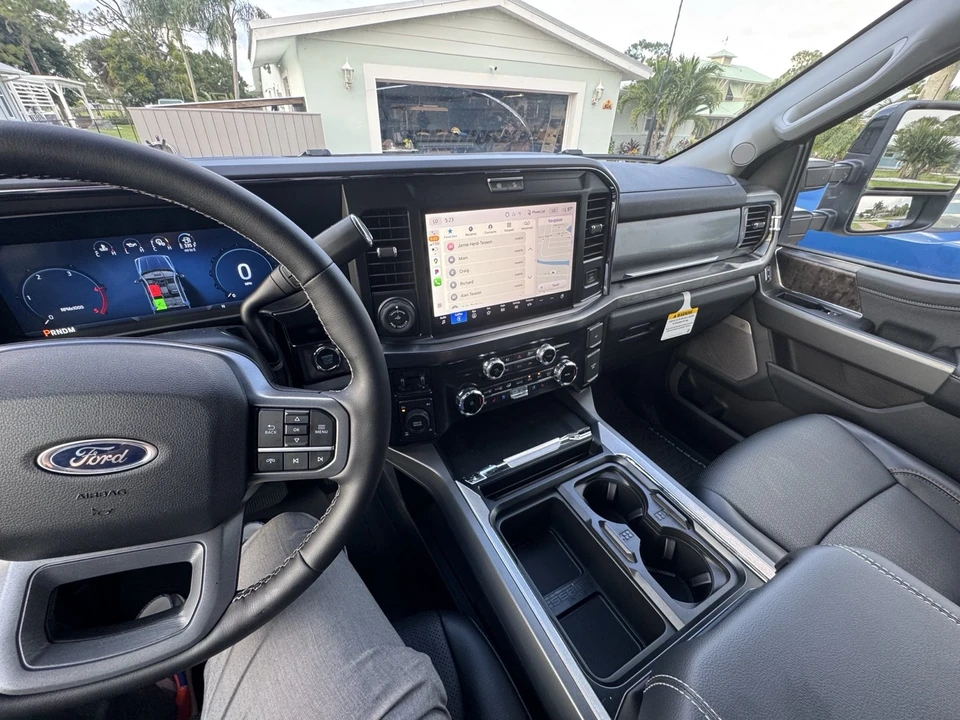 2025 Ford Super Duty 5th Gen - Image 8 of 10