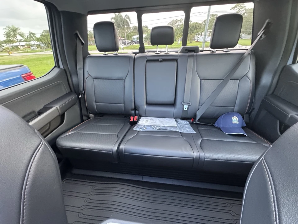 2025 Ford Super Duty 5th Gen - Image 9 of 10