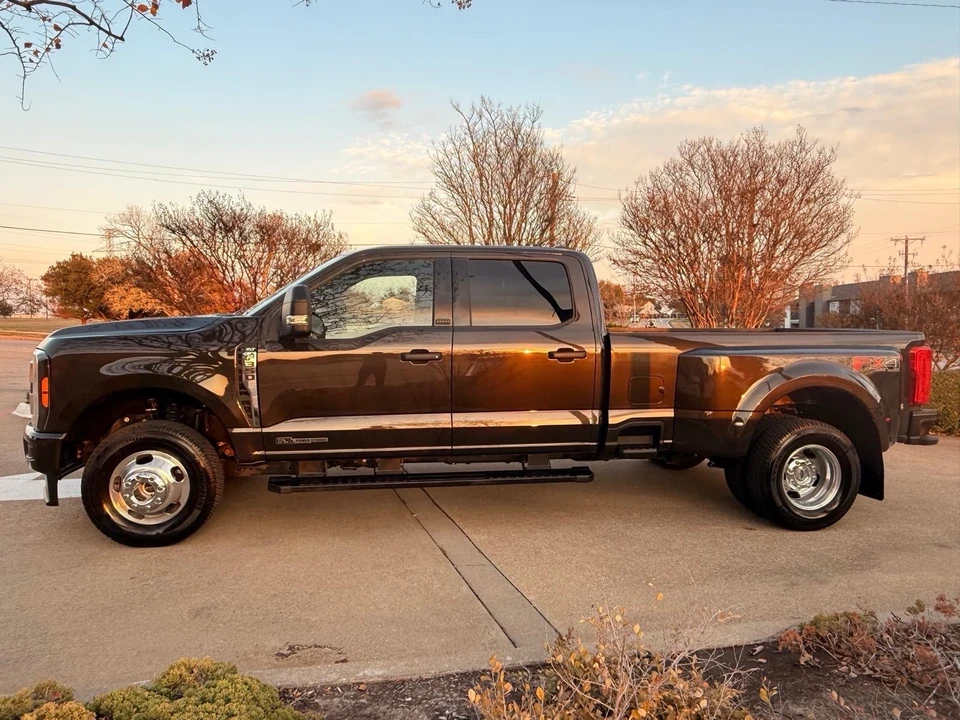 2025 Ford Super Duty 5th Gen - Image 7 of 20