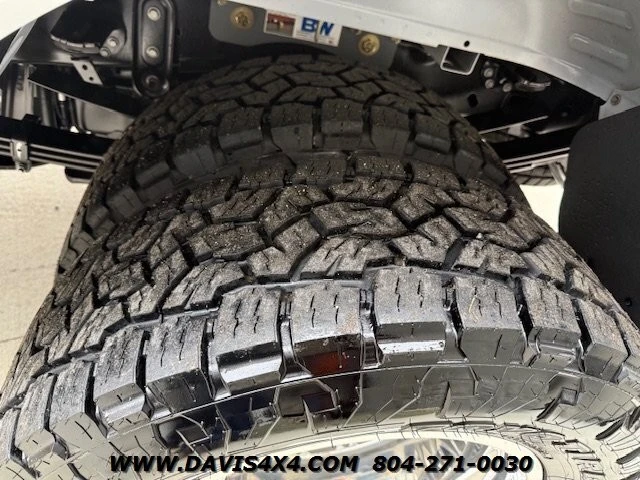 2025 Ford Super Duty 5th Gen - Image 14 of 21