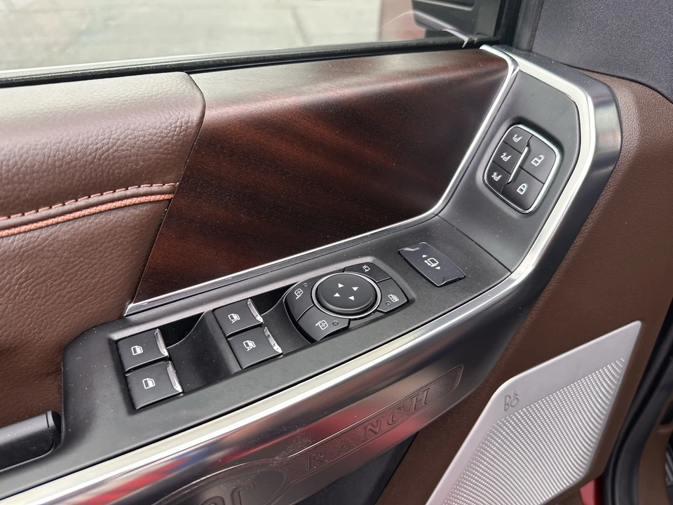 2025 Ford Super Duty 5th Gen - Image 20 of 31