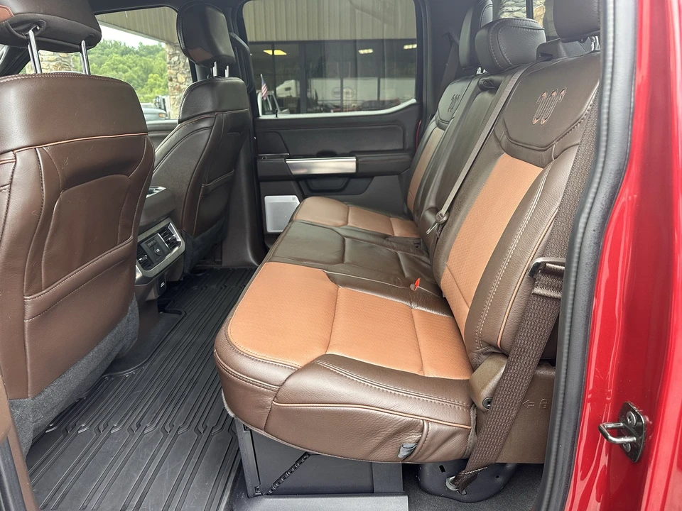 2025 Ford Super Duty 5th Gen - Image 14 of 31