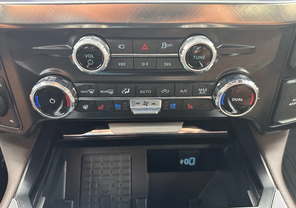 2025 Ford Super Duty 5th Gen - Image 30 of 31