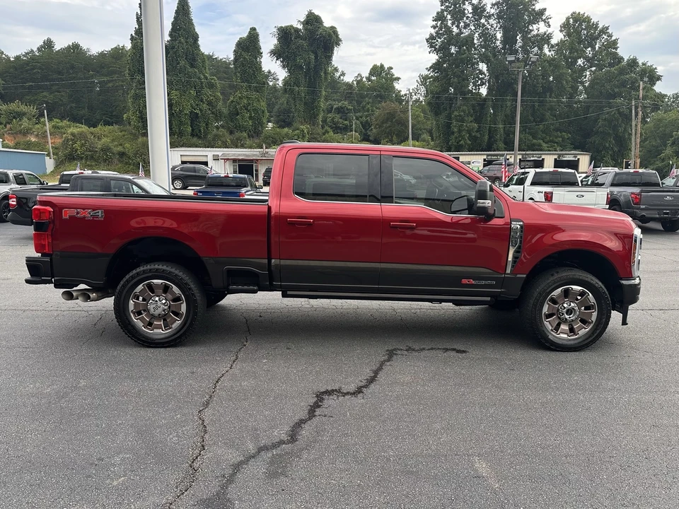 2025 Ford Super Duty 5th Gen - Image 5 of 31