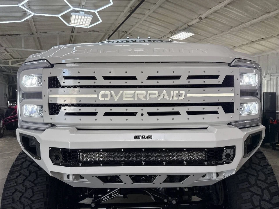 2025 Ford Super Duty 5th Gen - Image 14 of 31