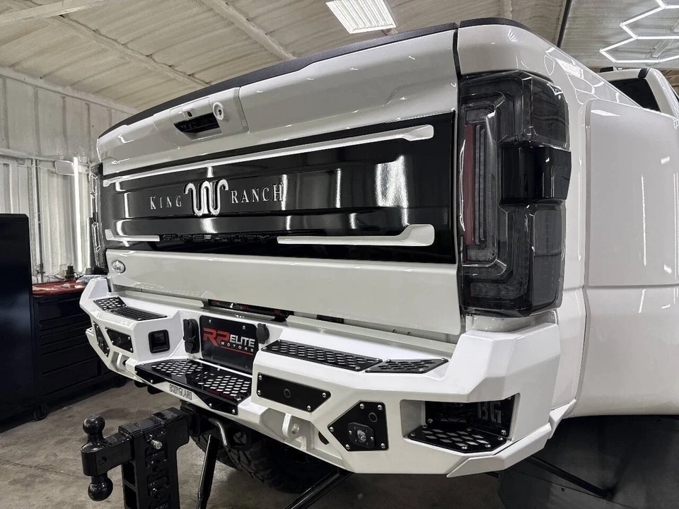 2025 Ford Super Duty 5th Gen - Image 31 of 31