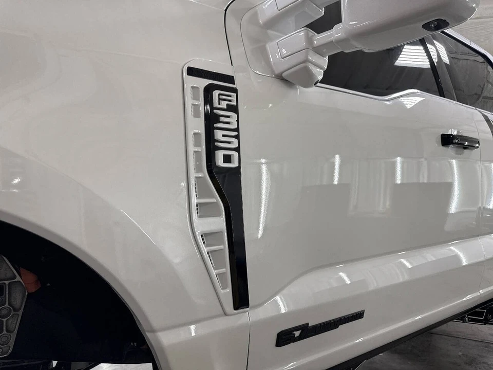 2025 Ford Super Duty 5th Gen - Image 17 of 31