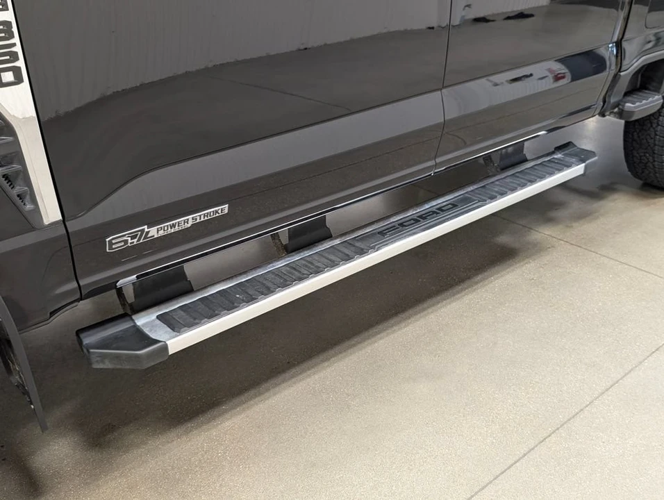 2025 Ford Super Duty 5th Gen - Image 22 of 31