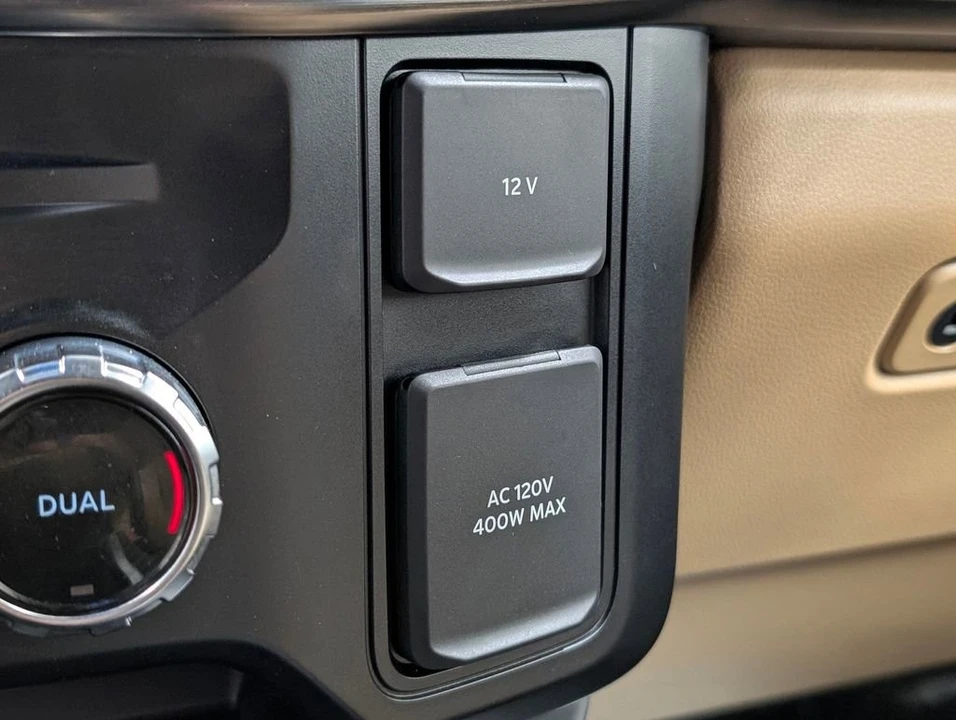 2025 Ford Super Duty 5th Gen - Image 6 of 31
