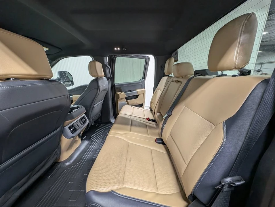 2025 Ford Super Duty 5th Gen - Image 18 of 31