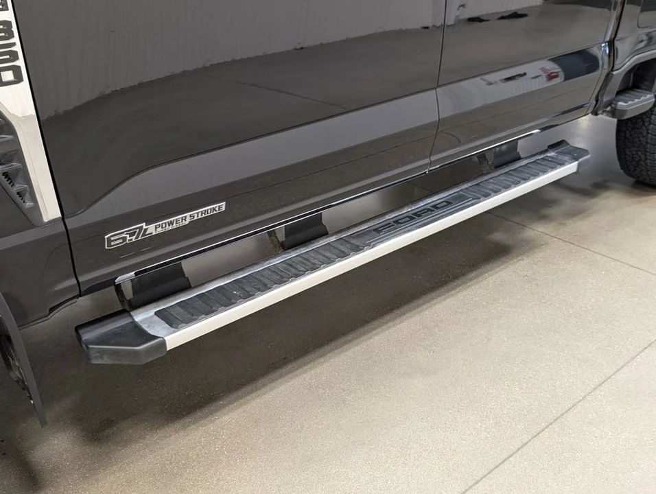 2025 Ford Super Duty 5th Gen - Image 22 of 31