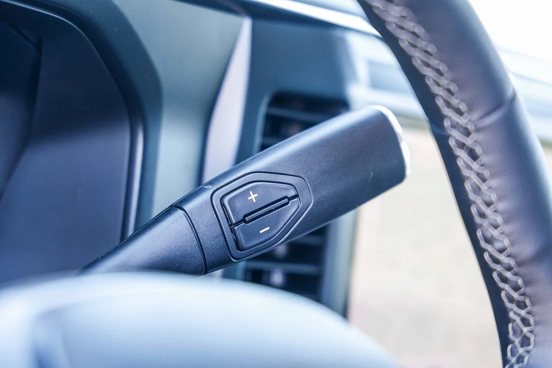 2025 Ford Super Duty 5th Gen - Image 19 of 31