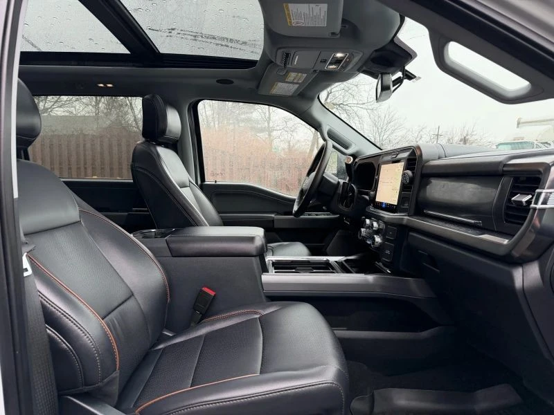 2025 Ford Super Duty 5th Gen - Image 9 of 12