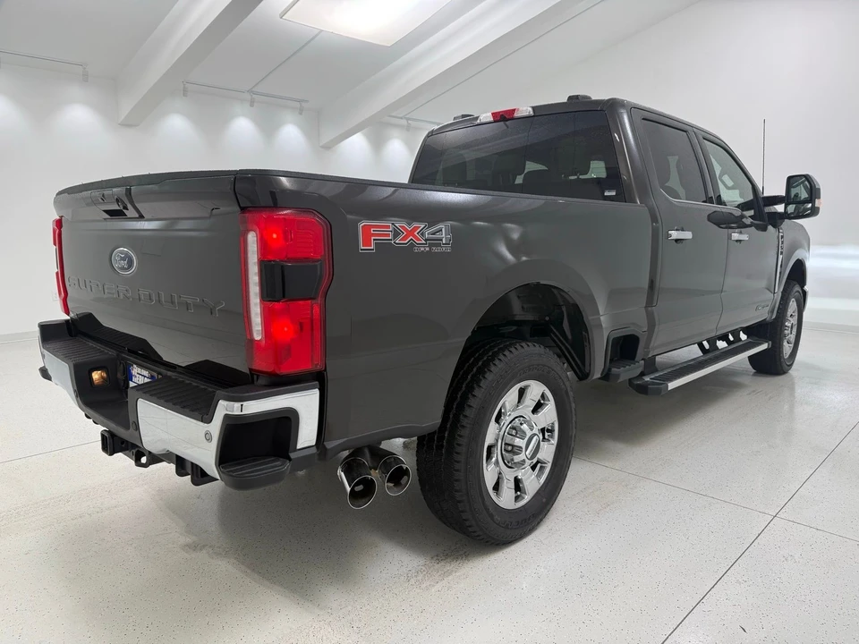 2025 Ford Super Duty 5th Gen - Image 8 of 21