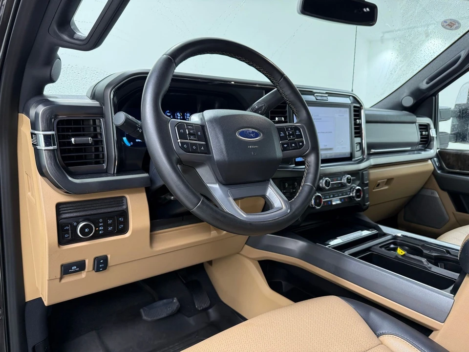 2025 Ford Super Duty 5th Gen - Image 18 of 21