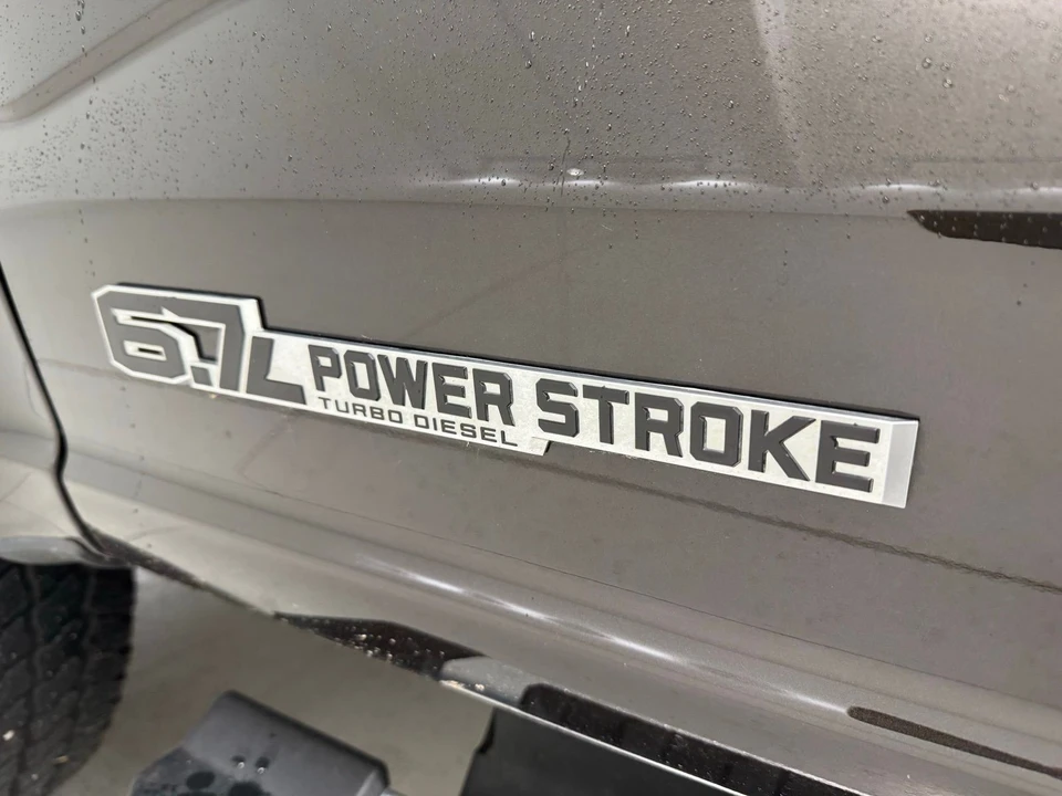 2025 Ford Super Duty 5th Gen - Image 12 of 21