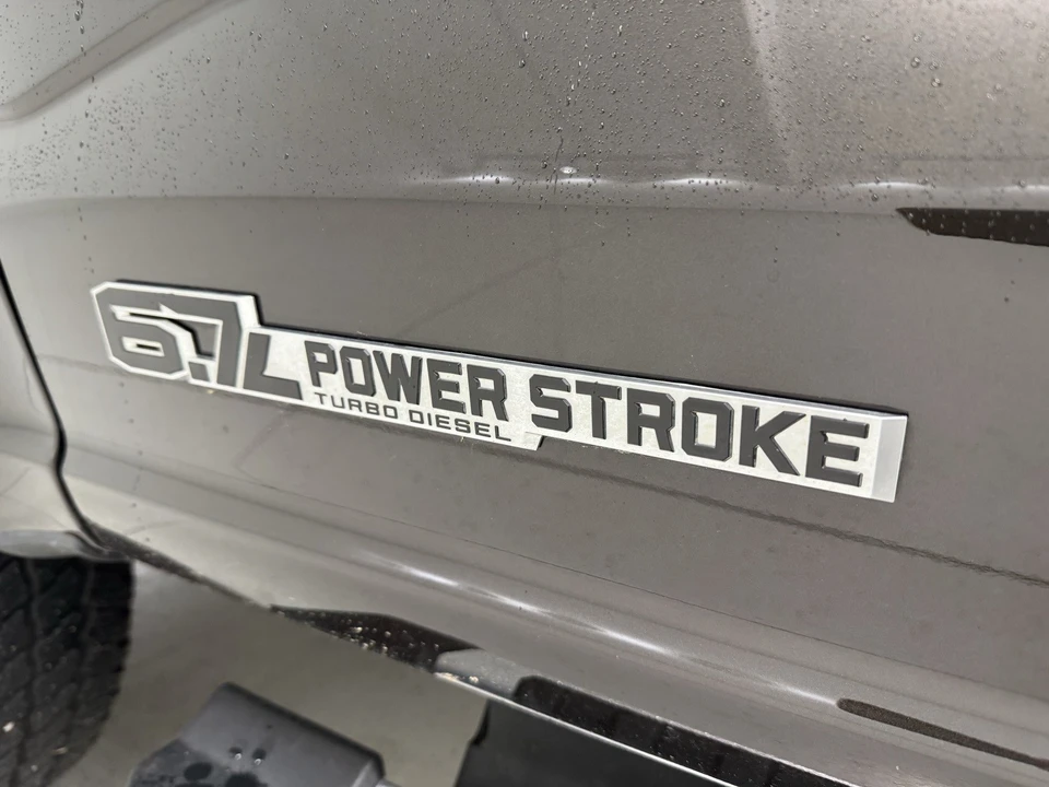 2025 Ford Super Duty 5th Gen - Image 12 of 21