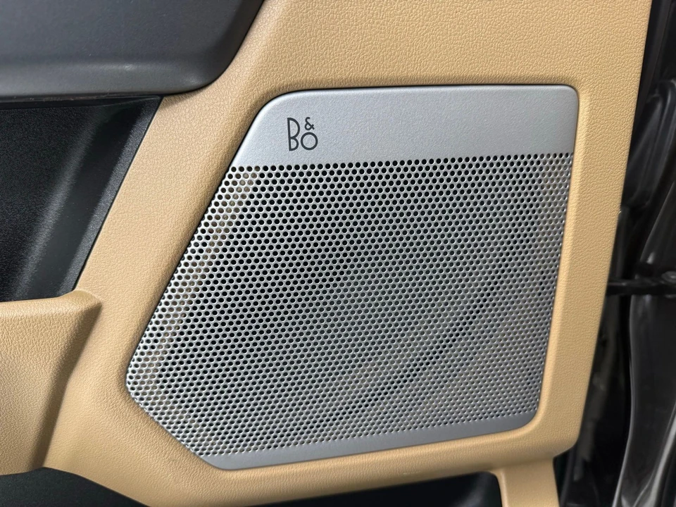 2025 Ford Super Duty 5th Gen - Image 16 of 21