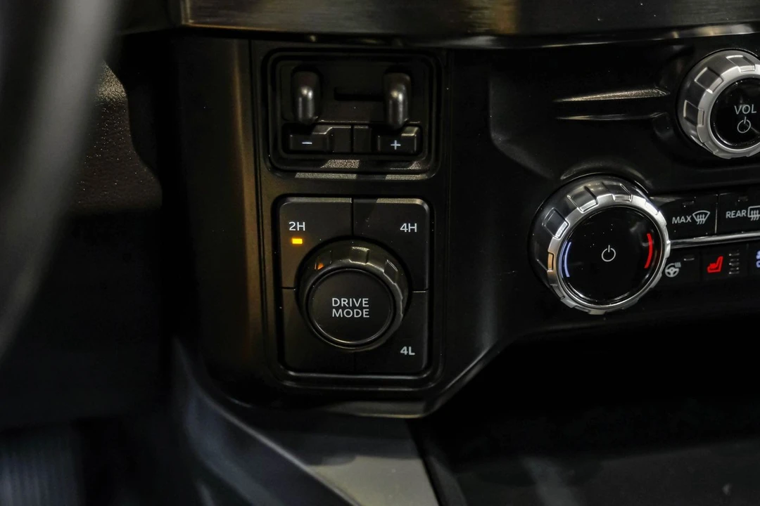 2025 Ford Super Duty 5th Gen - Image 30 of 31