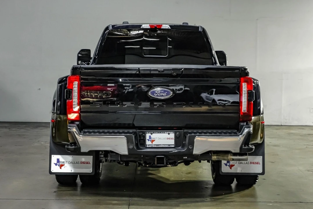 2025 Ford Super Duty 5th Gen - Image 15 of 31