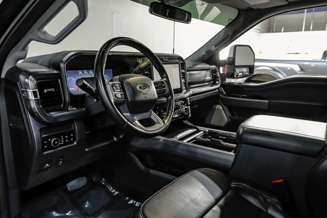 2025 Ford Super Duty 5th Gen - Image 3 of 31