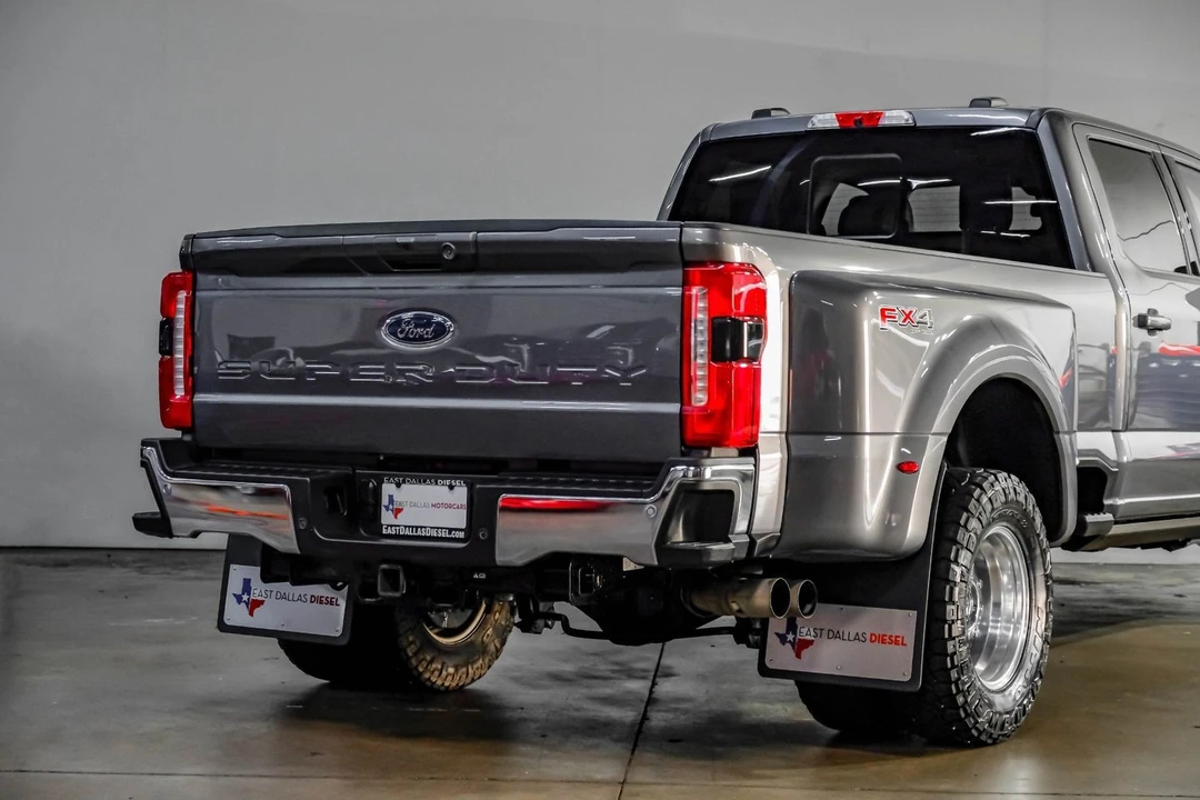 2025 Ford Super Duty 5th Gen - Image 12 of 21