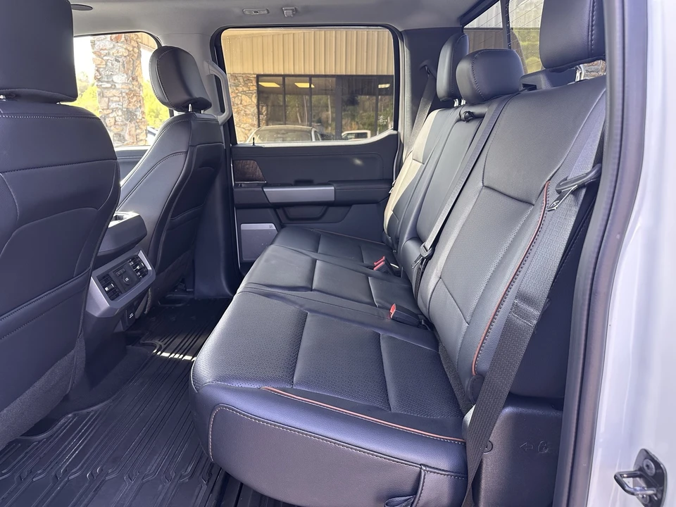 2025 Ford Super Duty 5th Gen - Image 14 of 31