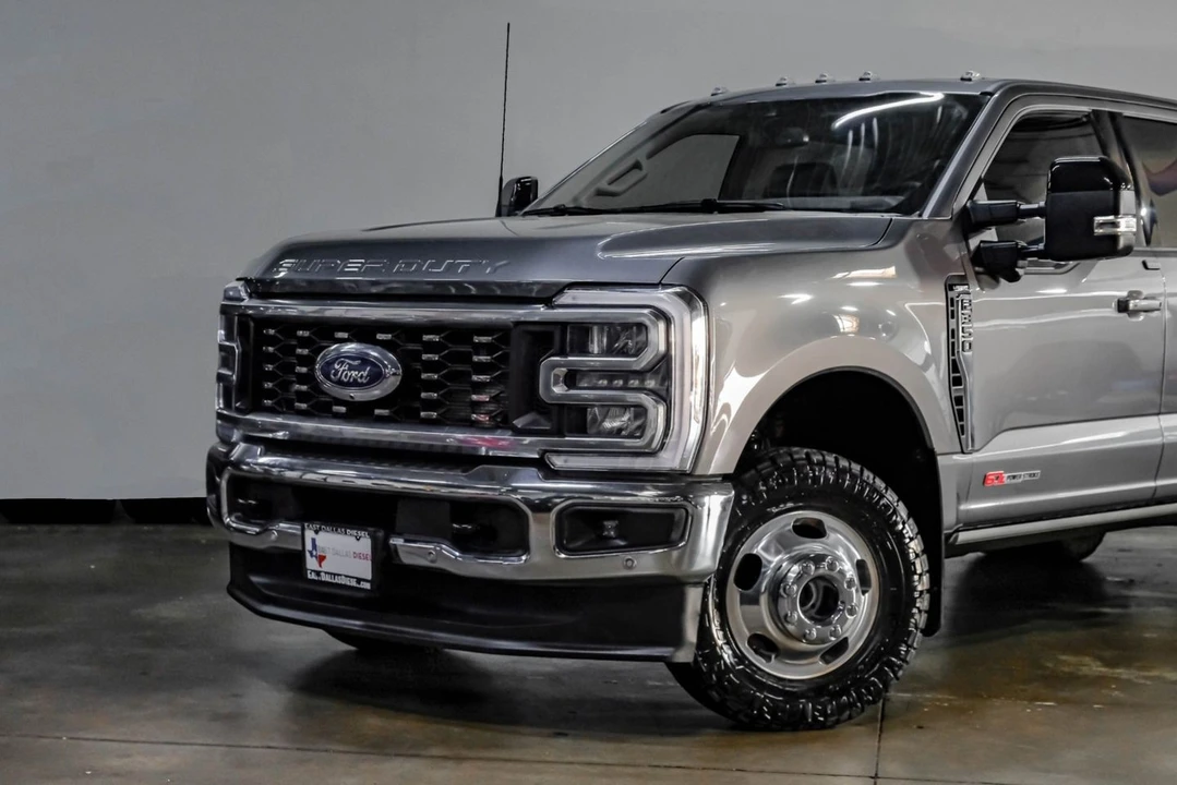 2025 Ford Super Duty 5th Gen - Image 8 of 21