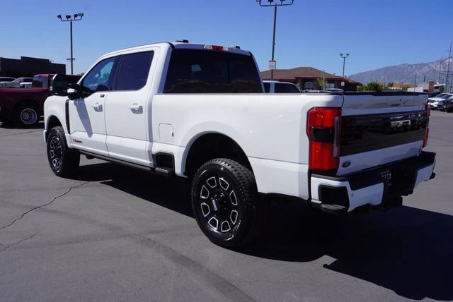 2025 Ford Super Duty 5th Gen - Image 9 of 31