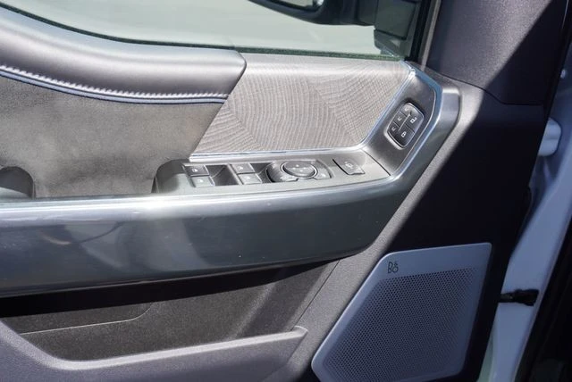 2025 Ford Super Duty 5th Gen - Image 29 of 31
