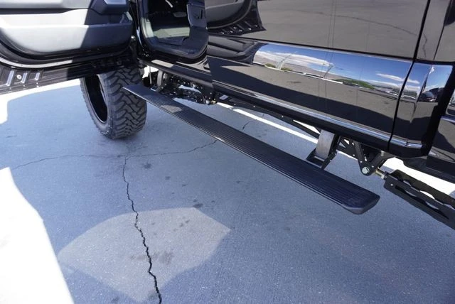 2025 Ford Super Duty 5th Gen - Image 23 of 31