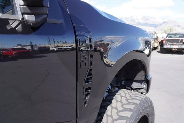 2025 Ford Super Duty 5th Gen - Image 22 of 31