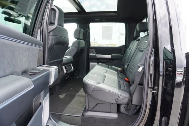 2025 Ford Super Duty 5th Gen - Image 26 of 31