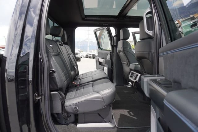 2025 Ford Super Duty 5th Gen - Image 29 of 31