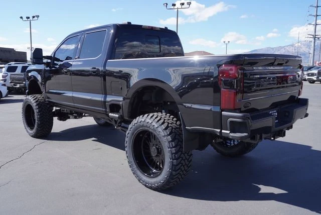 2025 Ford Super Duty 5th Gen - Image 10 of 31