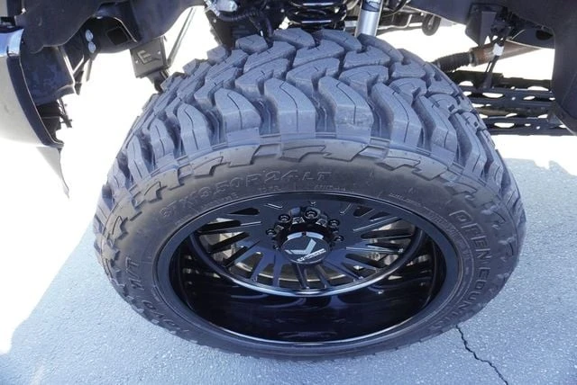 2025 Ford Super Duty 5th Gen - Image 18 of 21