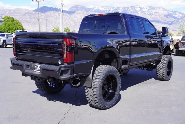 2025 Ford Super Duty 5th Gen - Image 14 of 31