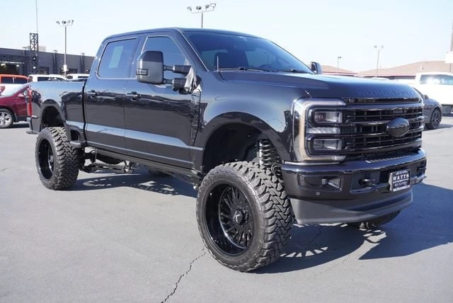 2025 Ford Super Duty 5th Gen - Image 16 of 31