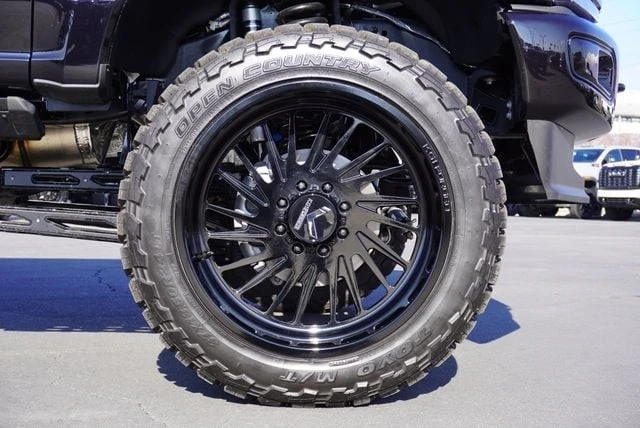 2025 Ford Super Duty 5th Gen - Image 17 of 31