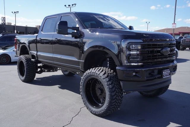 2025 Ford Super Duty 5th Gen - Image 16 of 31