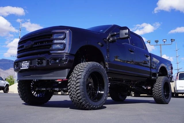 2025 Ford Super Duty 5th Gen - Image 8 of 31