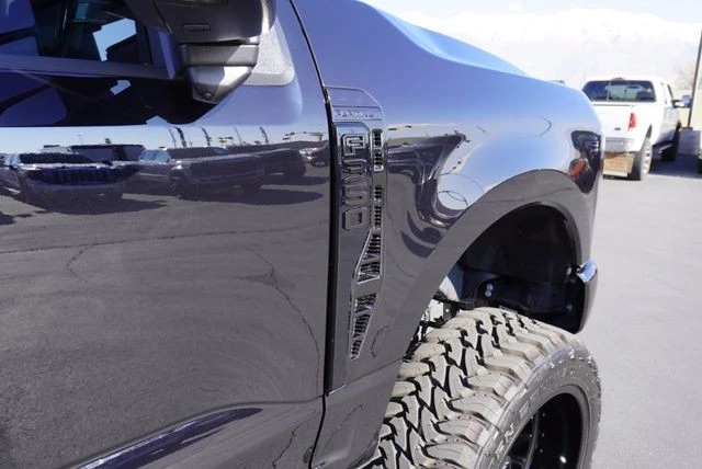 2025 Ford Super Duty 5th Gen - Image 23 of 31