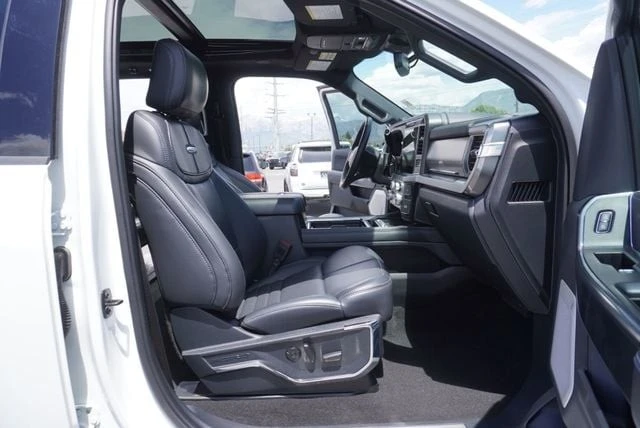 2025 Ford Super Duty 5th Gen - Image 27 of 31