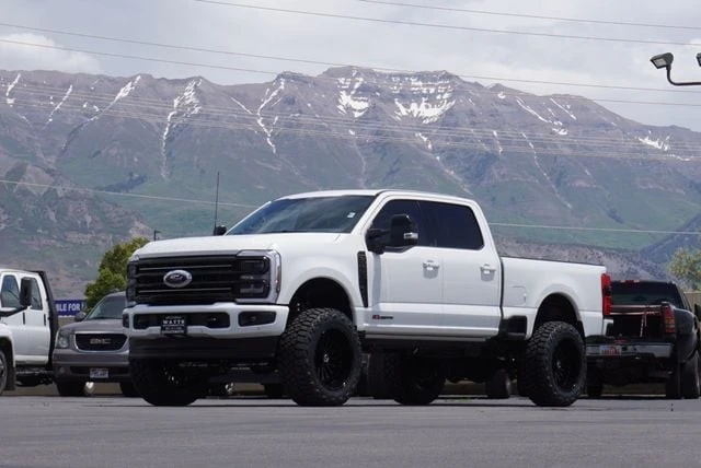 2025 Ford Super Duty 5th Gen - Image 3 of 31