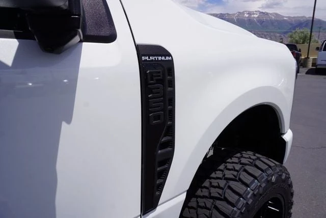 2025 Ford Super Duty 5th Gen - Image 21 of 31