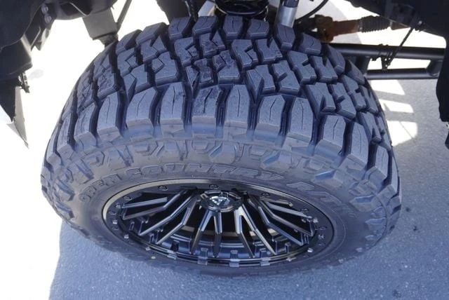 2025 Ford Super Duty 5th Gen - Image 20 of 21