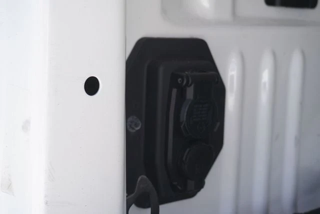 2025 Ford Super Duty 5th Gen - Image 12 of 21